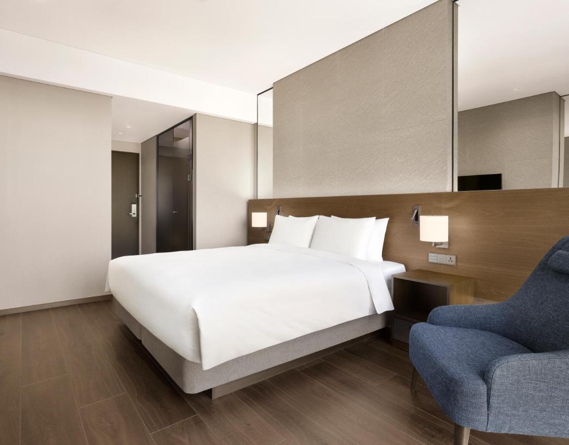 Four Points By Sheraton Suwon Bagian luar foto