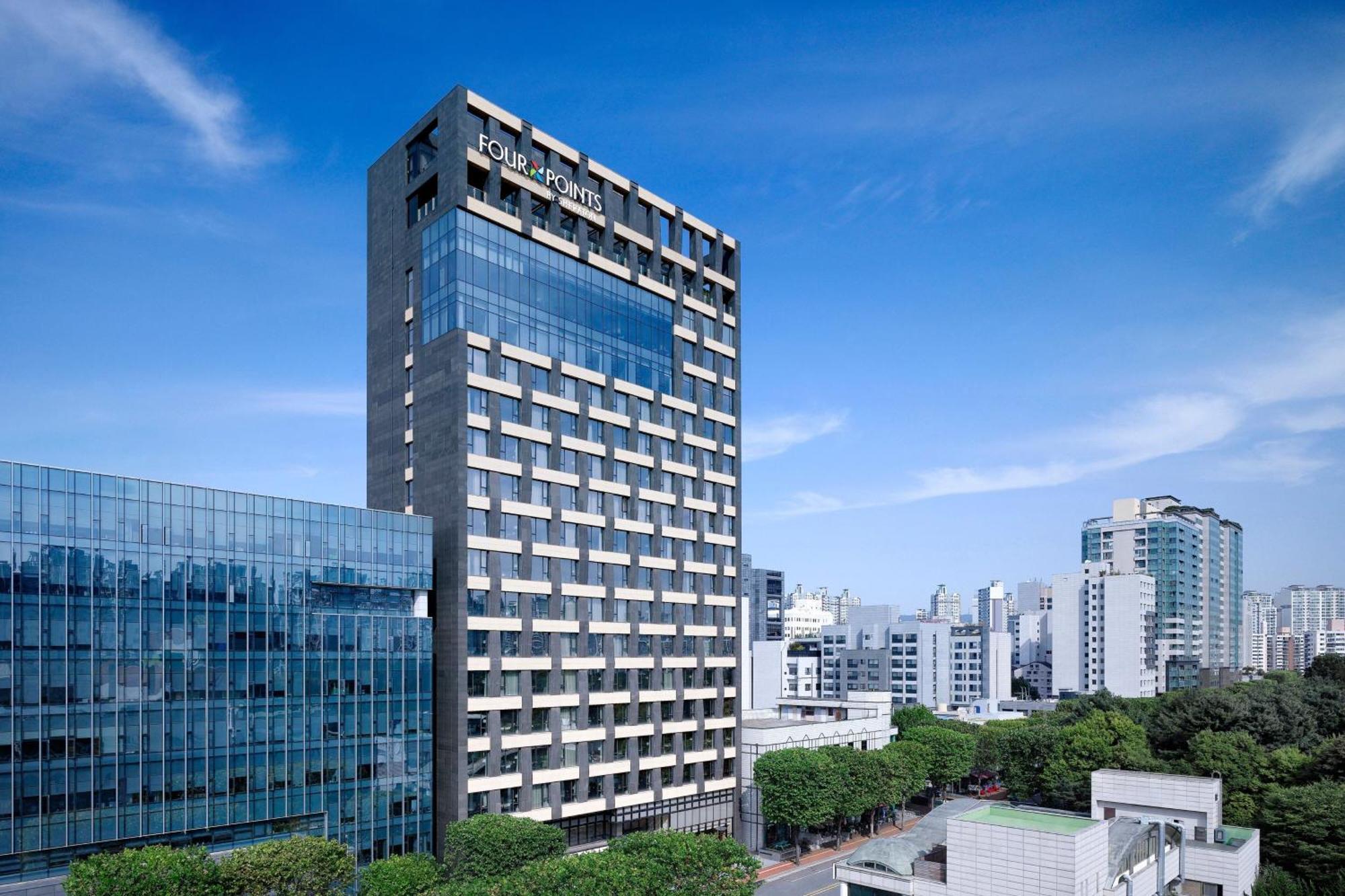 Four Points By Sheraton Suwon Bagian luar foto
