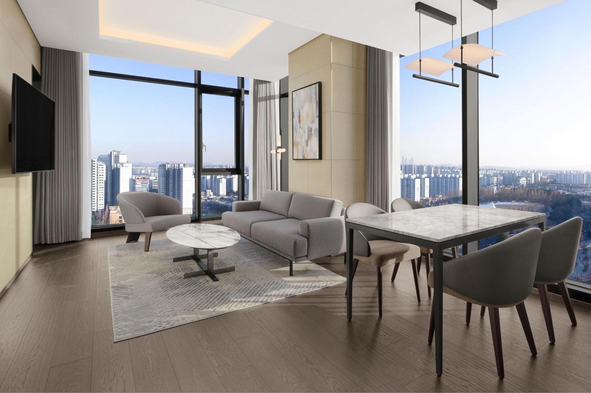 Four Points By Sheraton Suwon Bagian luar foto