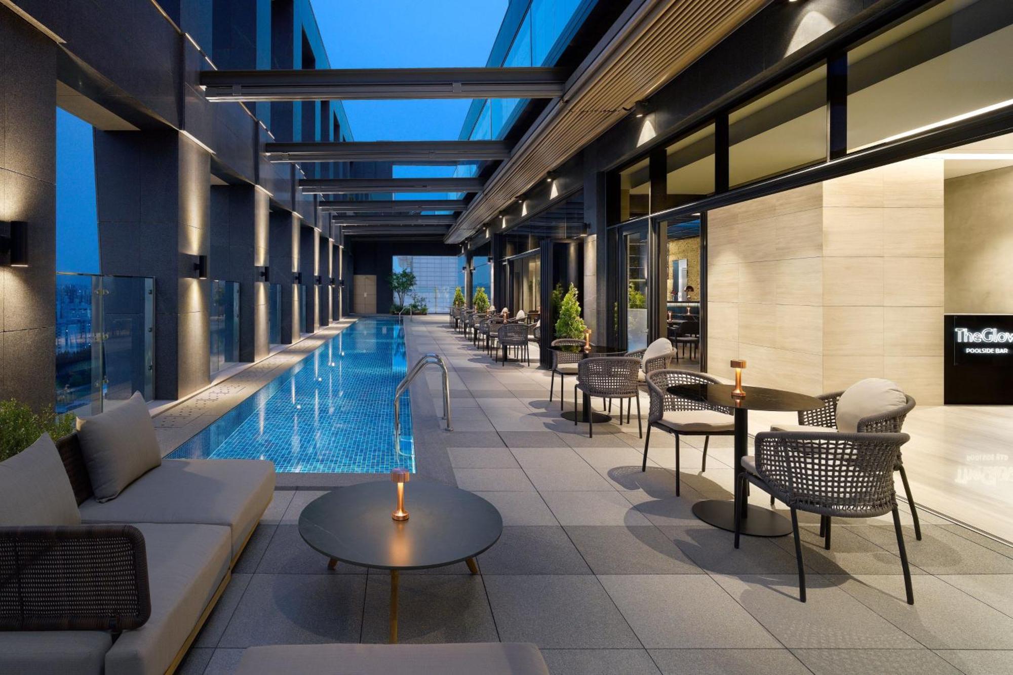 Four Points By Sheraton Suwon Bagian luar foto