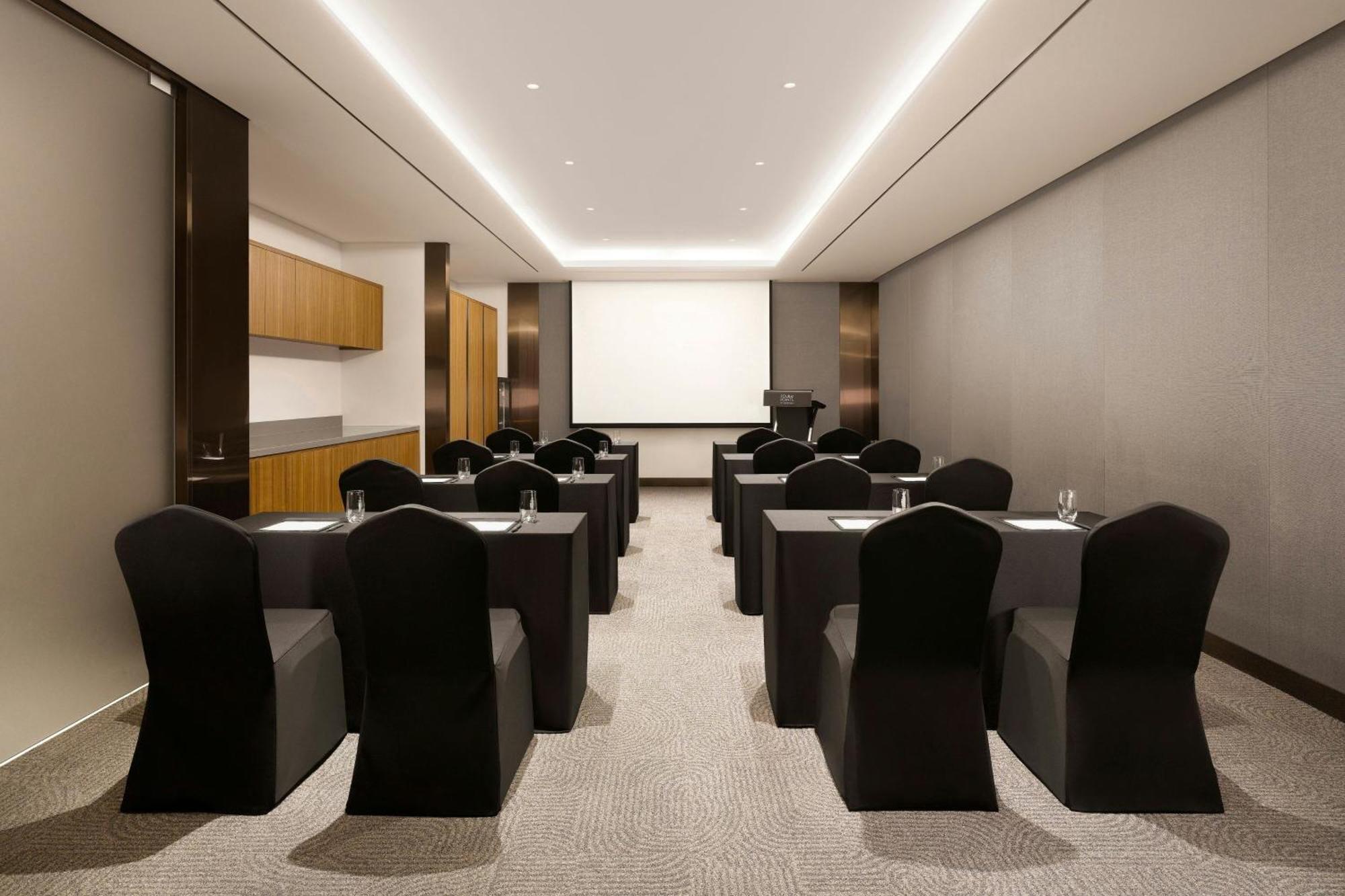 Four Points By Sheraton Suwon Bagian luar foto